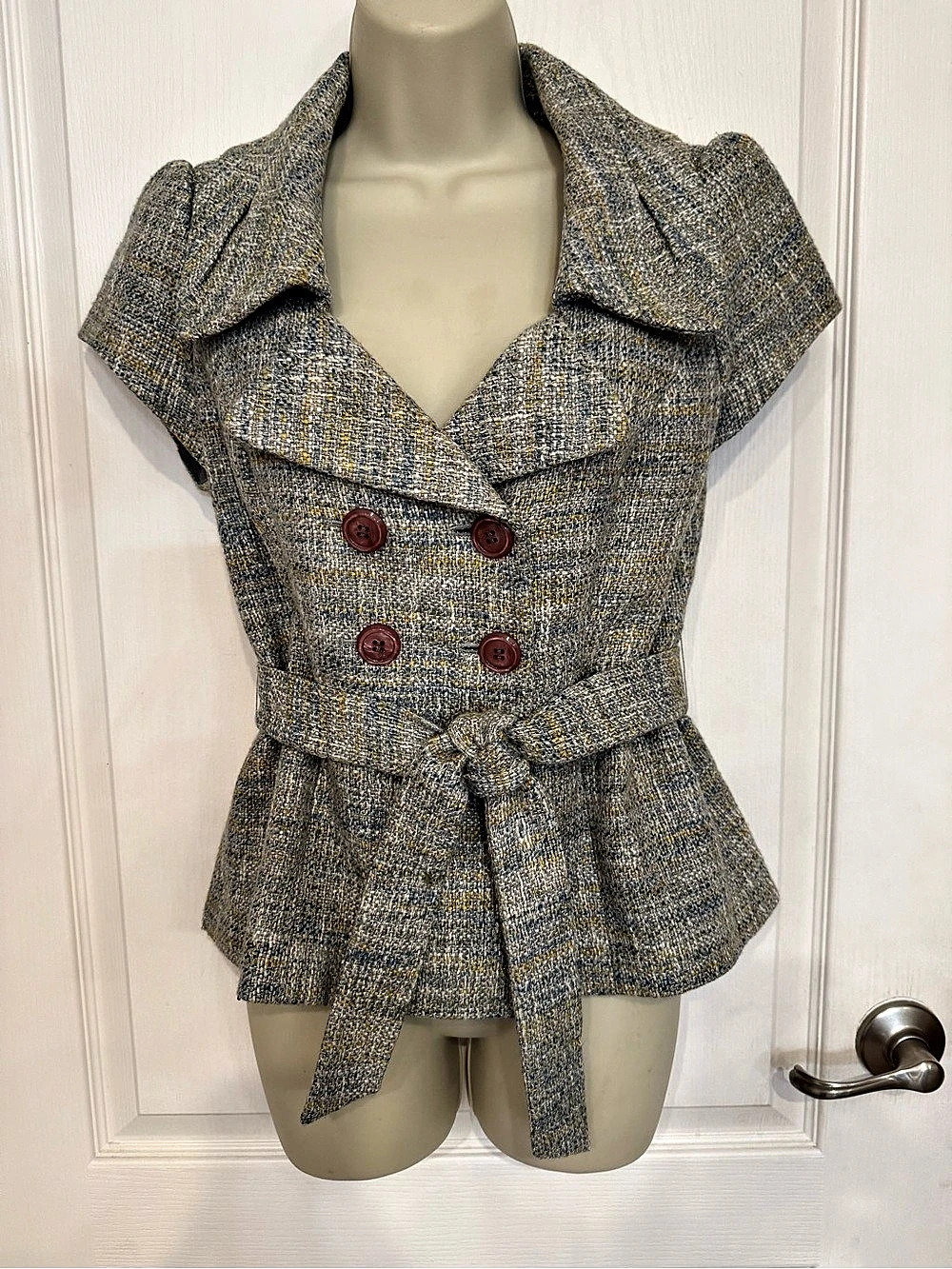 Classiques Entier Tweed Button Front Waist-Tie Vest in Gray & Blue XS Excellent